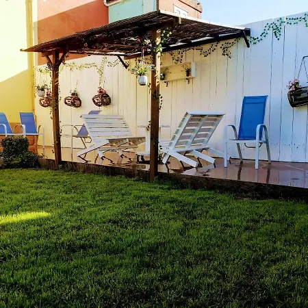 Charming House In With Garden And Terraces Holiday home Esteiro