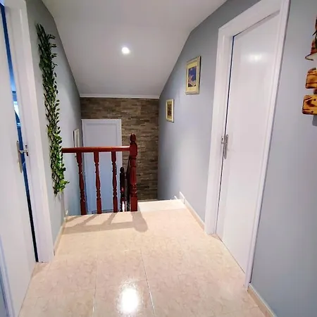 Charming House In With Garden And Terraces Holiday home Esteiro