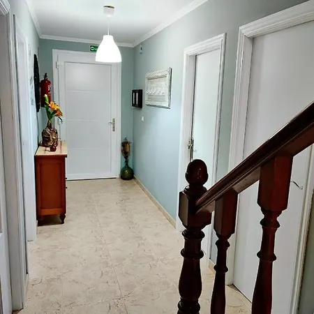 Charming House In With Garden And Terraces Holiday home Esteiro