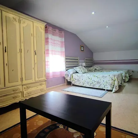 Charming House In With Garden And Terraces Holiday home Esteiro