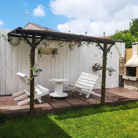 Charming House In With Garden And Terraces *